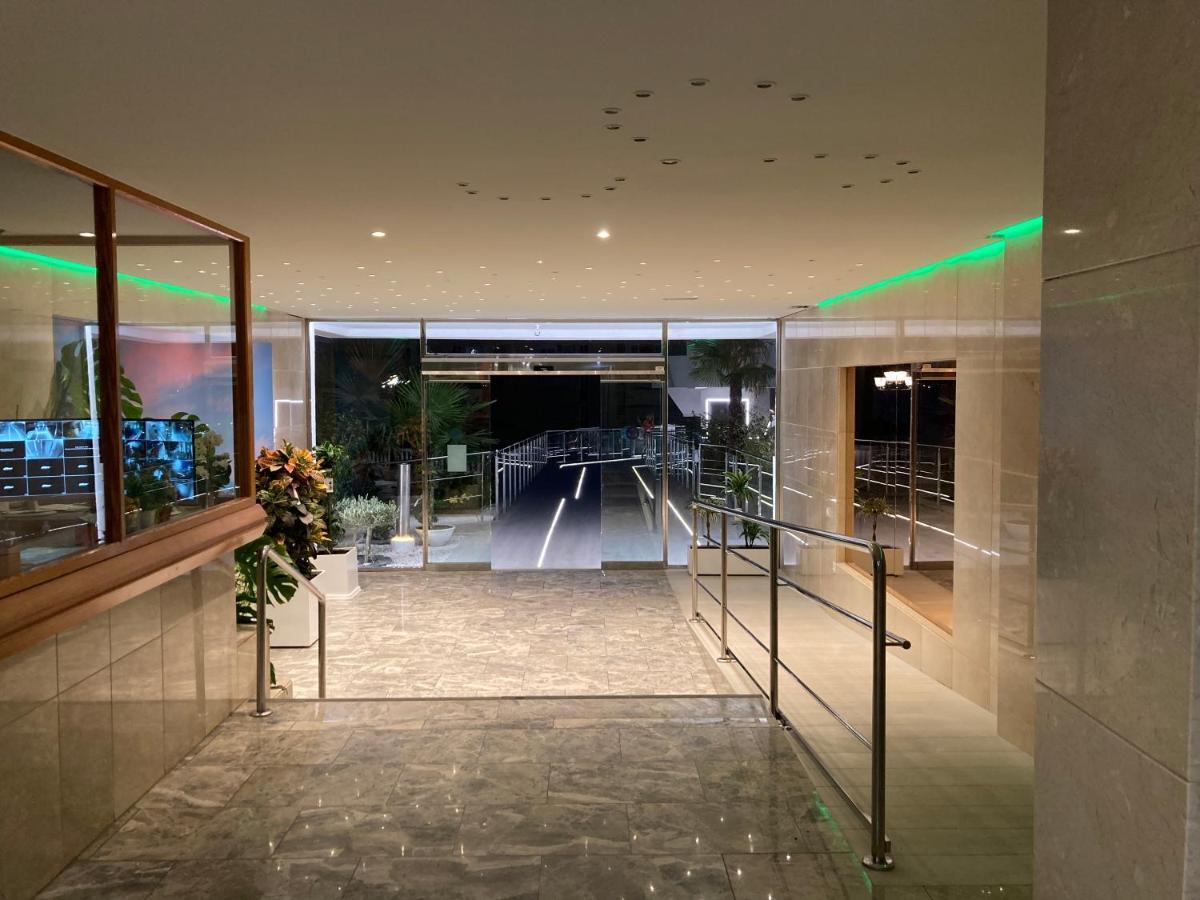 Apartamento Playa De Benidorm Playa De Levante Bagian luar foto